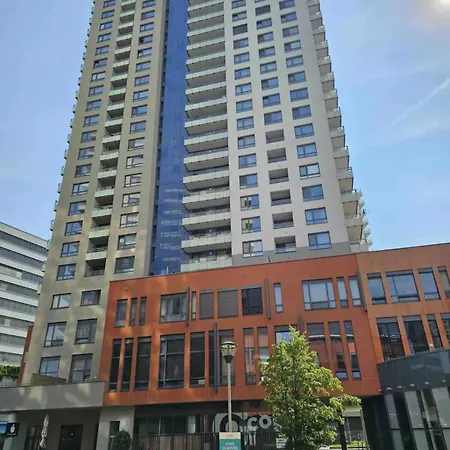 Apartament Amazing View-18th Floor-2 Bedrooms Flat - Free Parking *