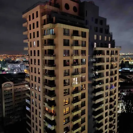 Amazing View-18th Floor-2 Bedrooms Flat - Free Parking *