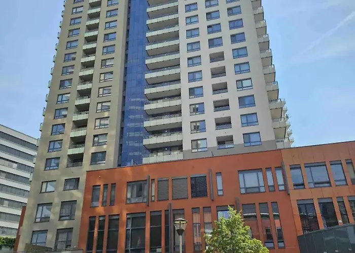 דירה Amazing View-18th Floor-2 Bedrooms Flat - Free Parking *